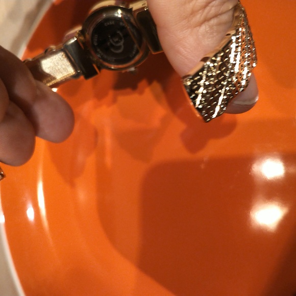 New without tags ladies watch - Picture 4 of 6